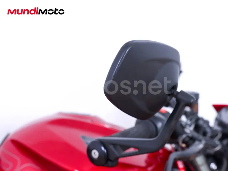 Triumph Street Triple - Vista 25