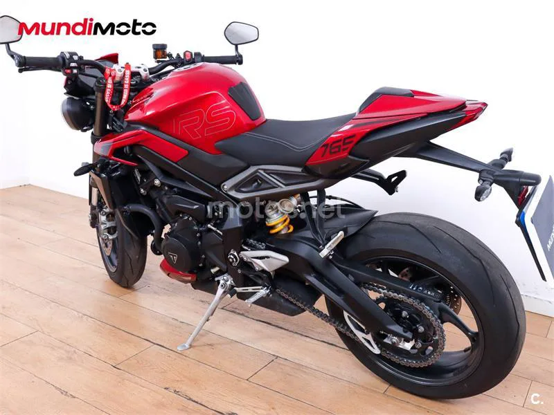 Triumph Street Triple – Vista 8