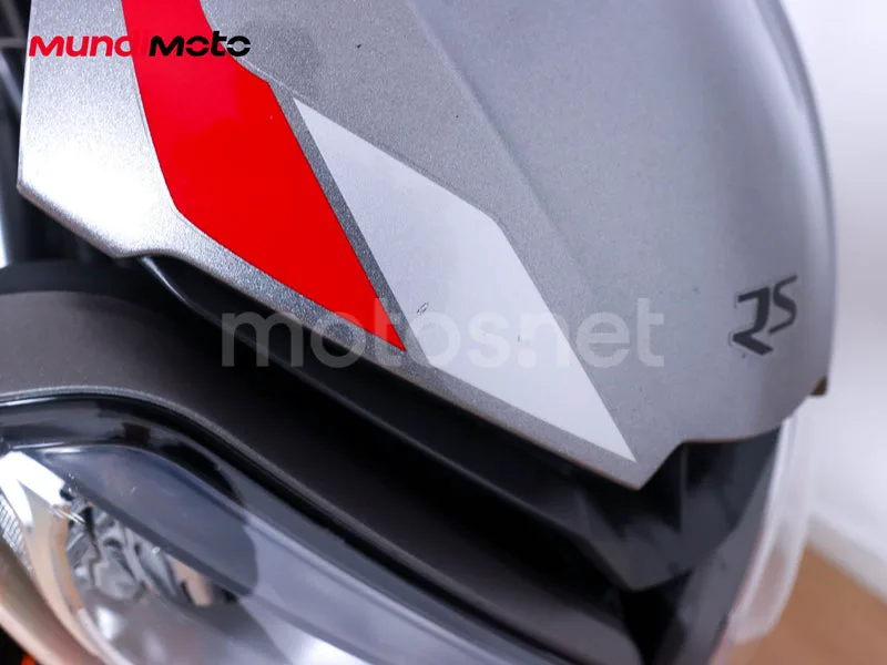 Triumph Street Triple – Vista 16