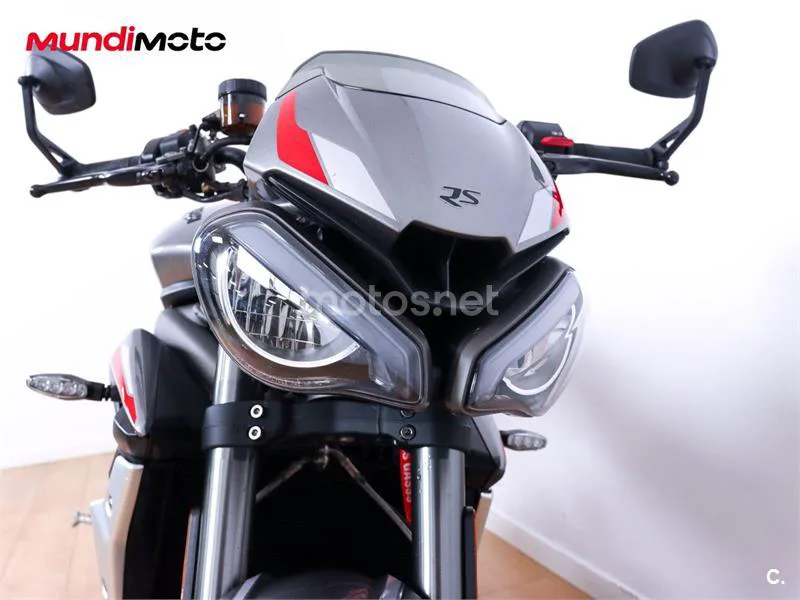 Triumph Street Triple – Vista 5