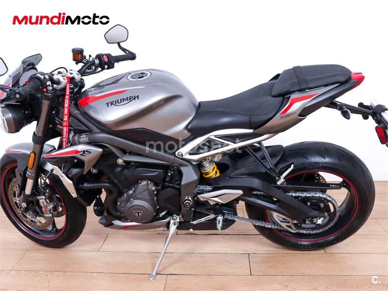 Triumph Street Triple – Vista 6
