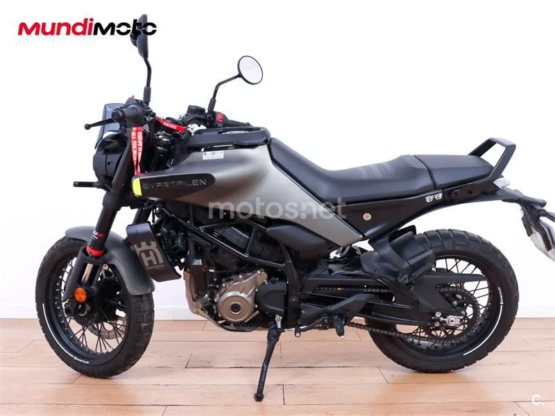 Husqvarna Svartpilen 401 – Vista 6