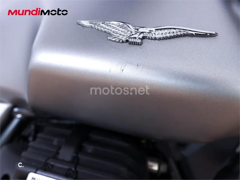 Moto Guzzi V85 TT – Vista 16