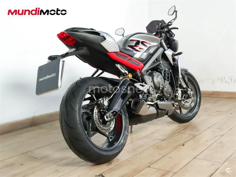 Triumph Street Triple – Vista 3