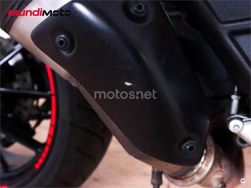 Ducati Hyperstrada – Vista 16