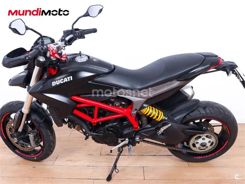 Ducati Hyperstrada – Vista 6