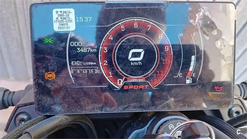 CFMOTO 650NK – Vista 2