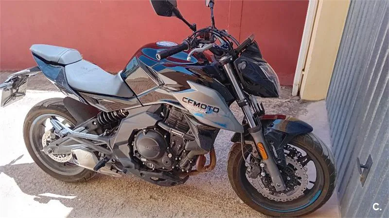 CFMOTO 650NK – Vista 3