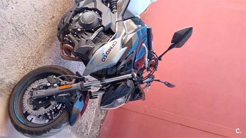 CFMOTO 650NK – Vista 7