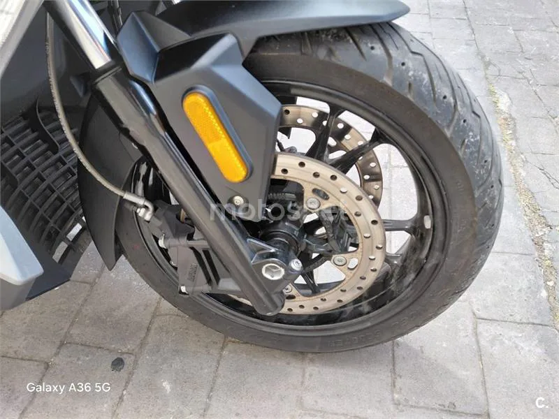 BMW C 400 GT - Vista 3