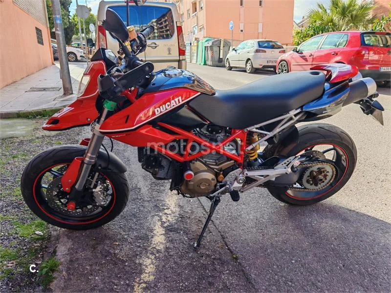 Ducati Hypermotard 1100 S – Vista 3