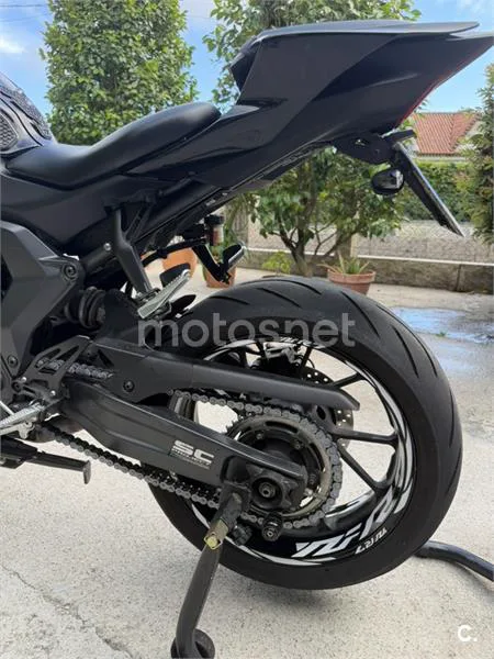 Yamaha R7 – Vista 7