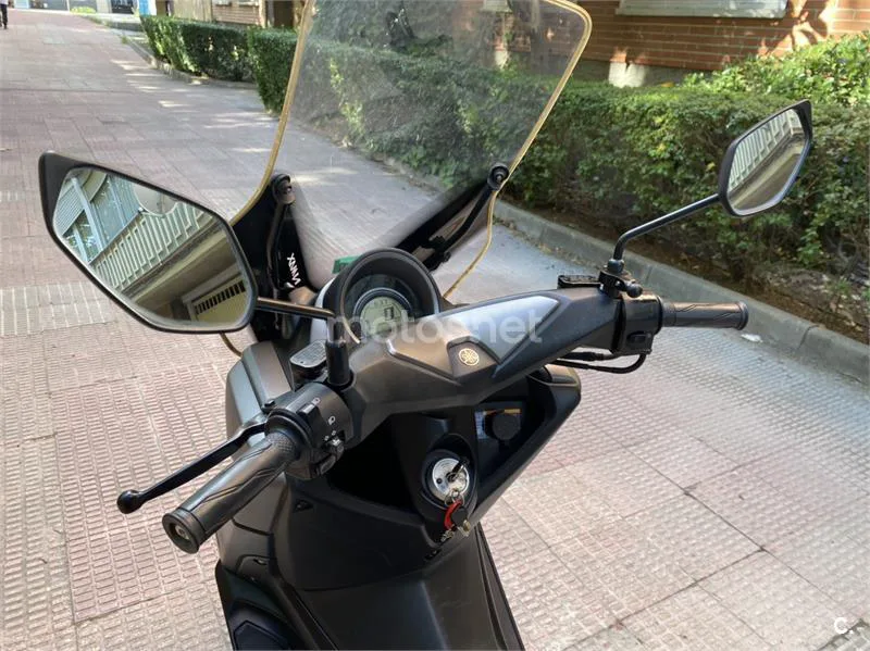 Yamaha NMAX – Vista 6