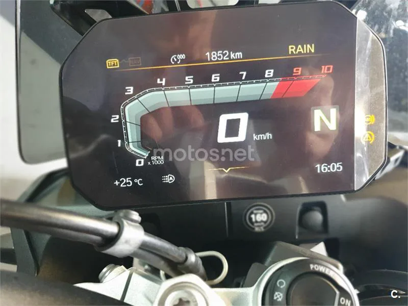 BMW F 900 GS – Vista 7