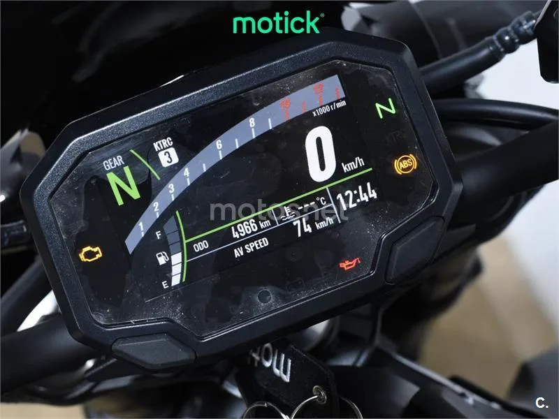 Kawasaki Z900 – Vista 5