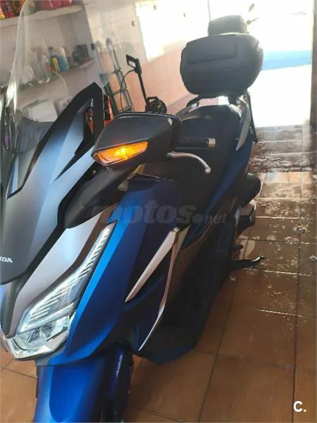 Honda Forza 350 – Vista 3