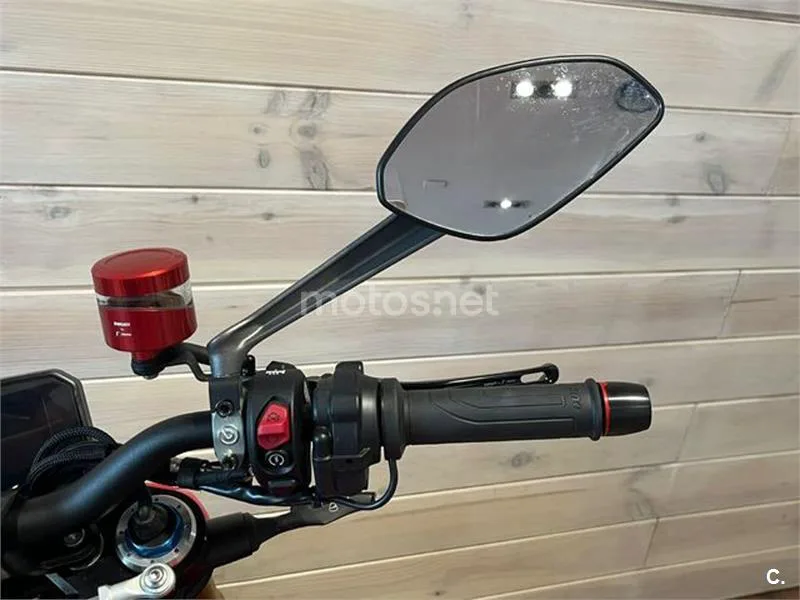 Ducati Streetfighter V4 – Vista 15