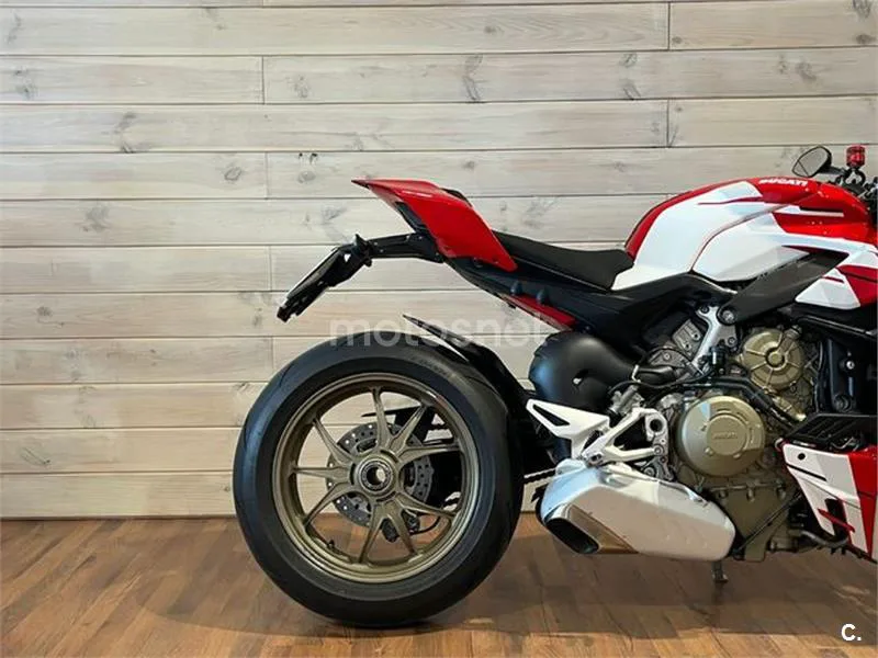 Ducati Streetfighter V4 – Vista 7