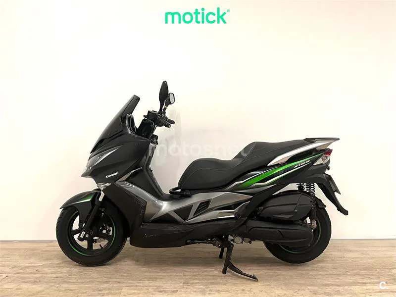 Kawasaki J125 – Vista 6