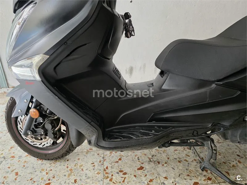 SYM Joymax 300 – Vista 5