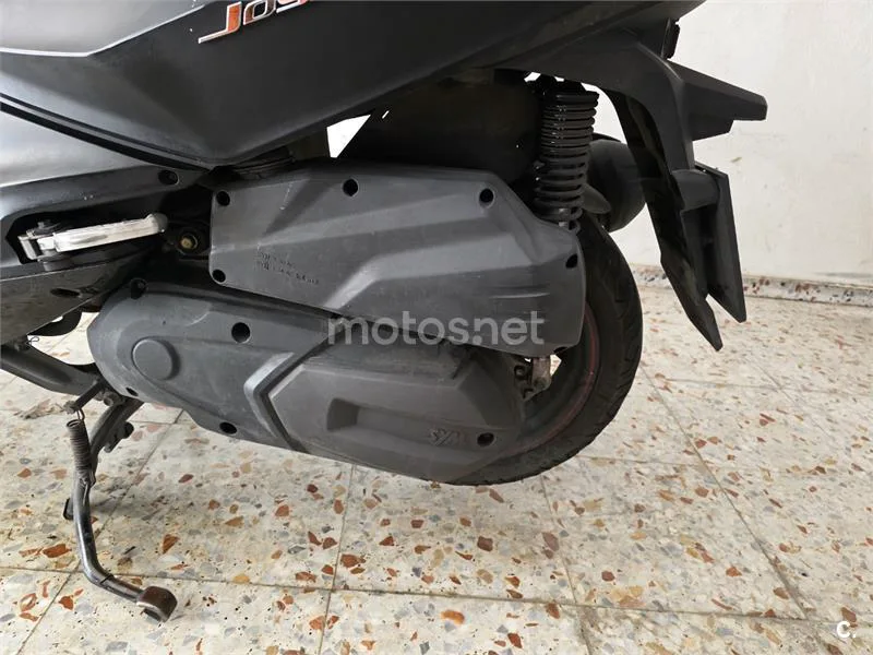 SYM Joymax 300 – Vista 7