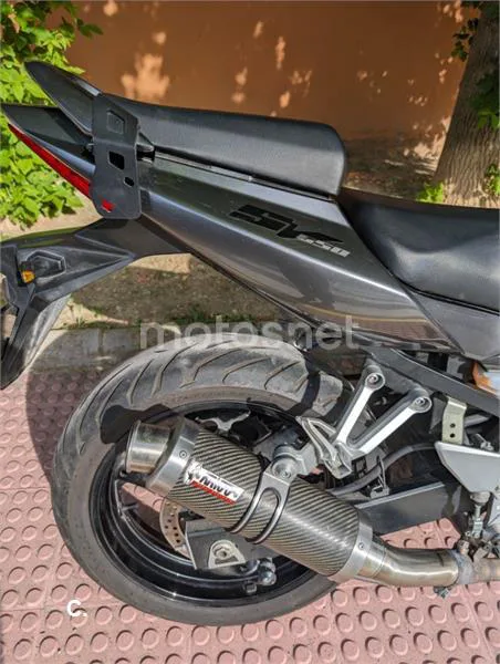 Suzuki Bandit 650 – Vista 8