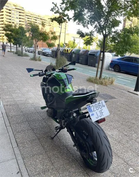 Kawasaki Z800 – Vista 3