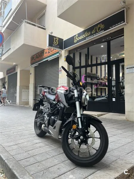 Honda CB125R 3200 € 2019 Illes Balears - 2