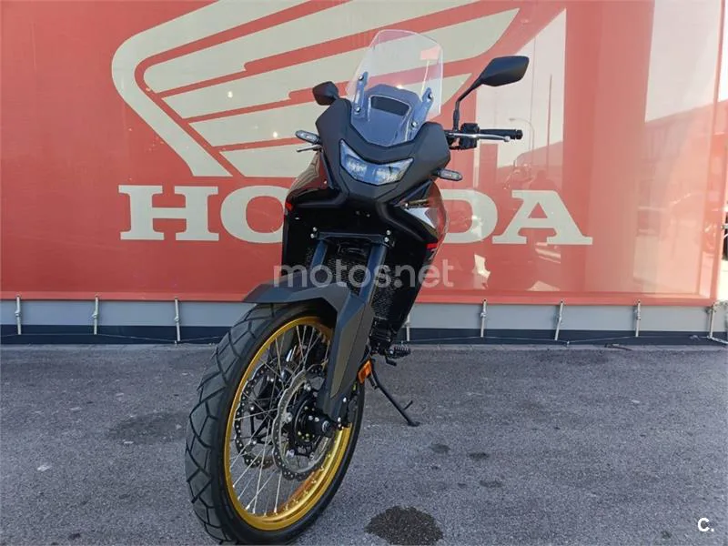 Honda XL 750 Transalp – Vista 3