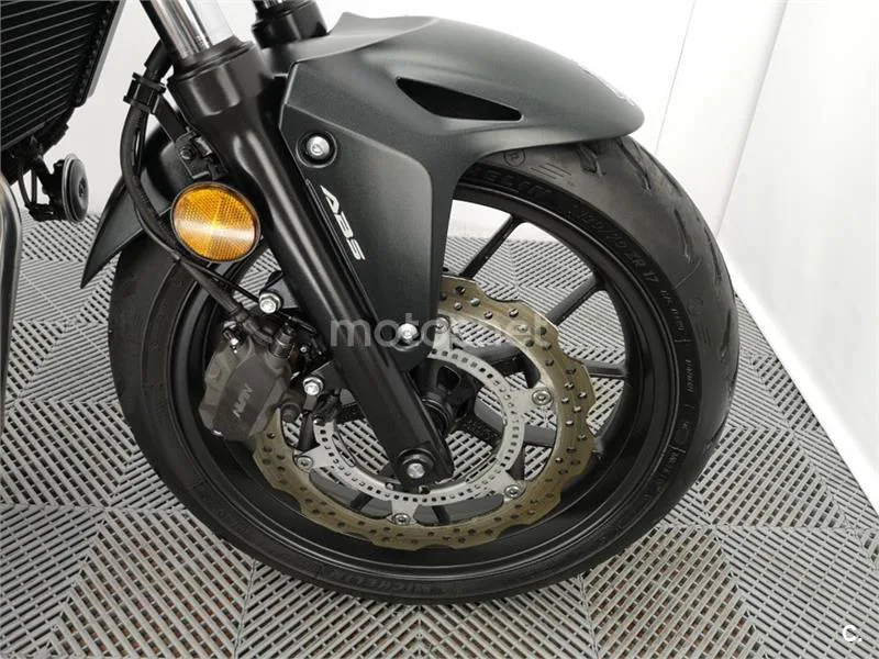 Honda CB 500 F – Vista 11