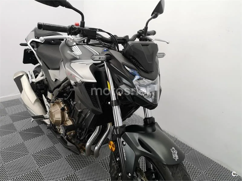 Honda CB 500 F – Vista 3