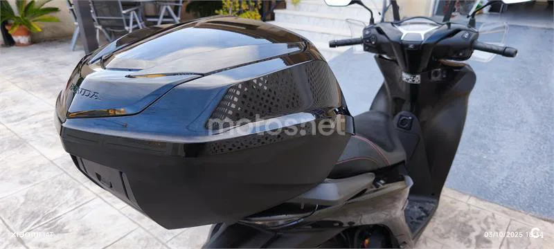Honda SH 125i – Vista 3