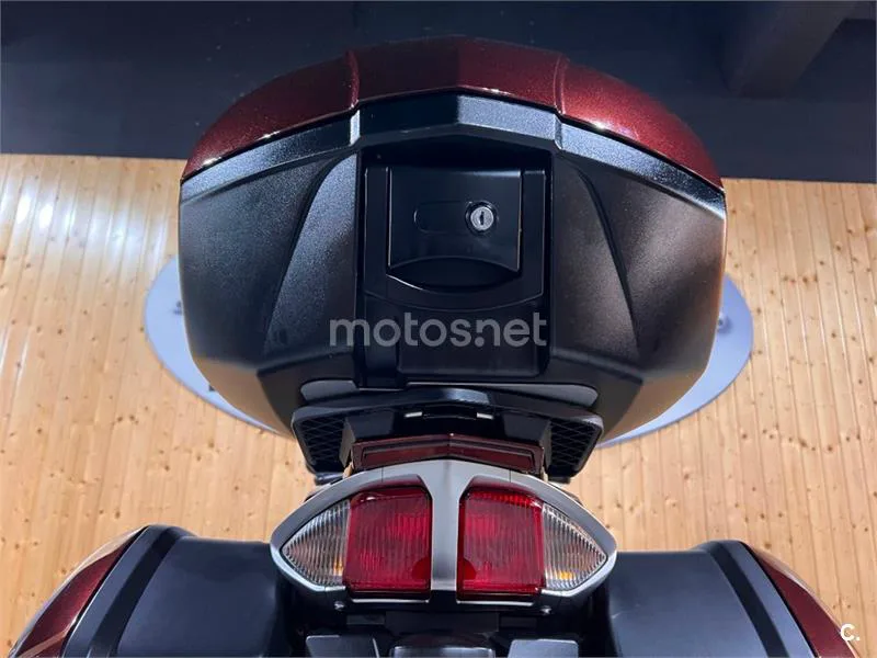 Yamaha FJR 1300 – Vista 12