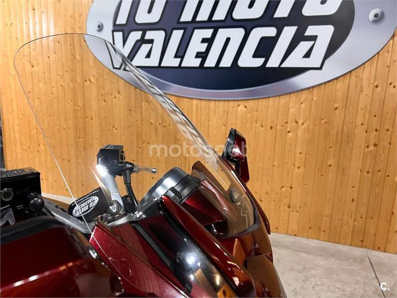 Yamaha FJR 1300 – Vista 38
