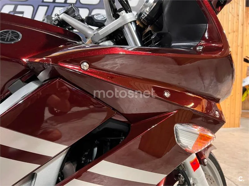 Yamaha FJR 1300 – Vista 51