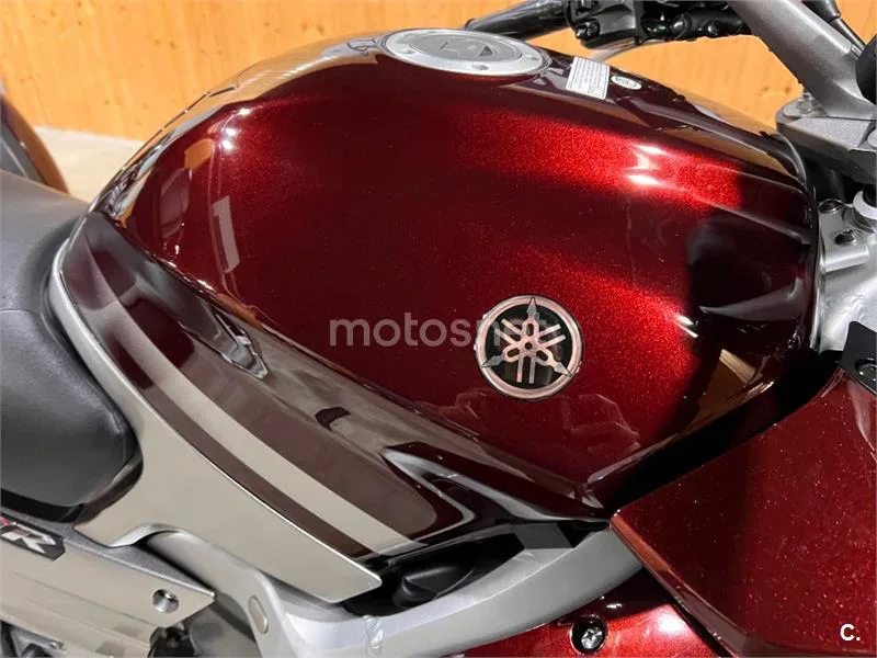 Yamaha FJR 1300 – Vista 54