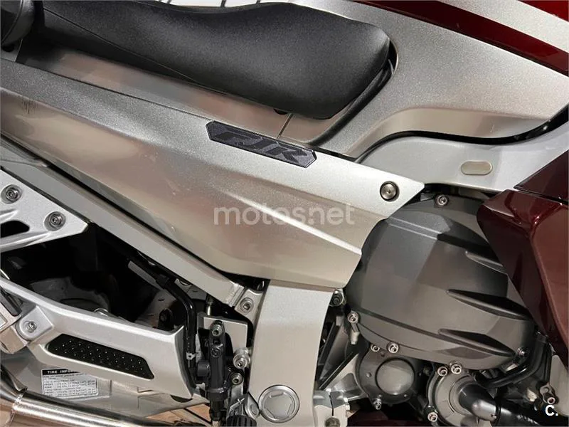 Yamaha FJR 1300 – Vista 60