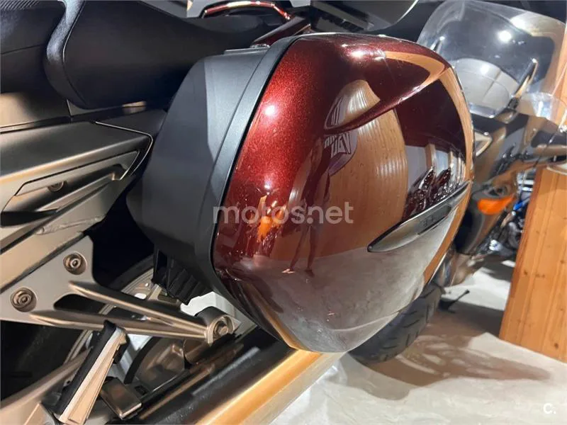 Yamaha FJR 1300 – Vista 73