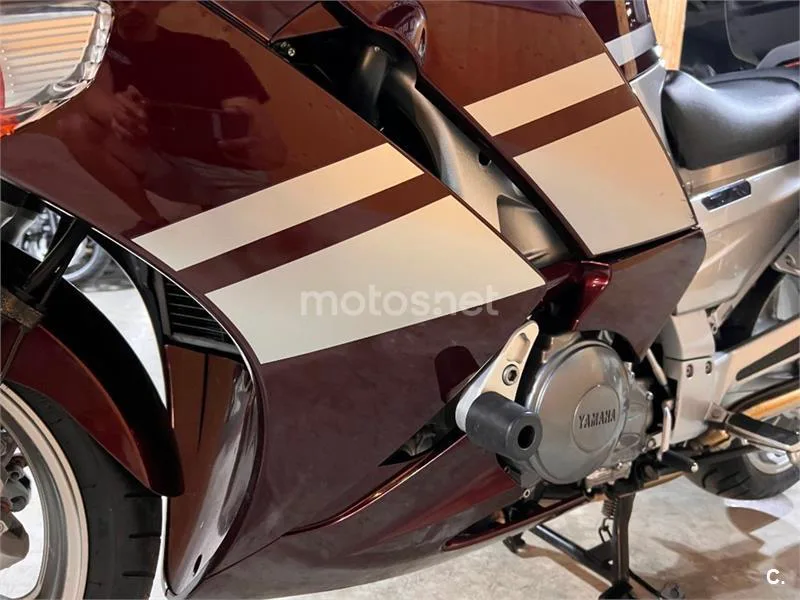 Yamaha FJR 1300 – Vista 87