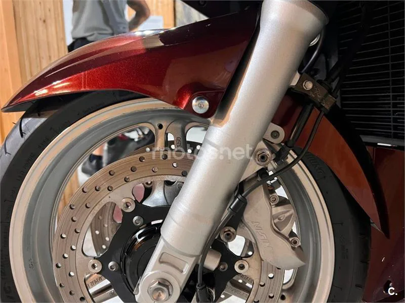 Yamaha FJR 1300 – Vista 90