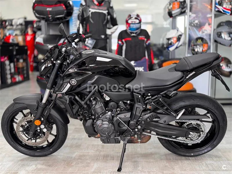 Yamaha MT-07 – Vista 5