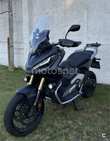 Honda X-ADV – Vista 4