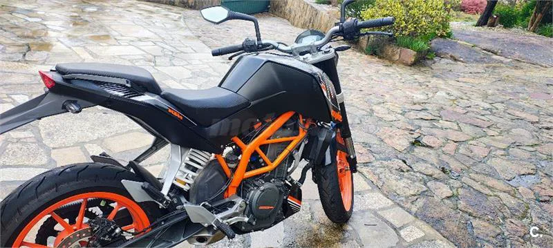 KTM 390 Duke – Vista 2