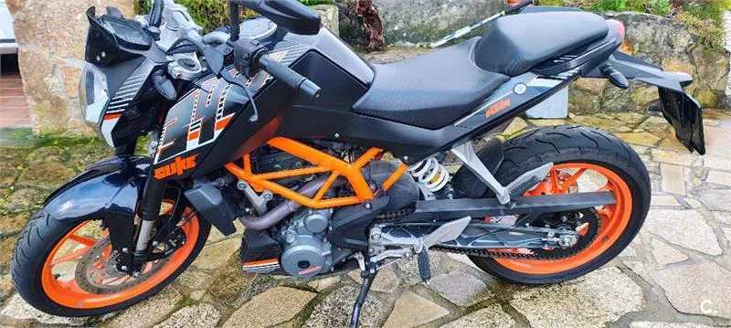 KTM 390 Duke – Vista 5