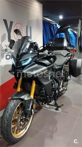 Yamaha Tracer 9 – Vista 20