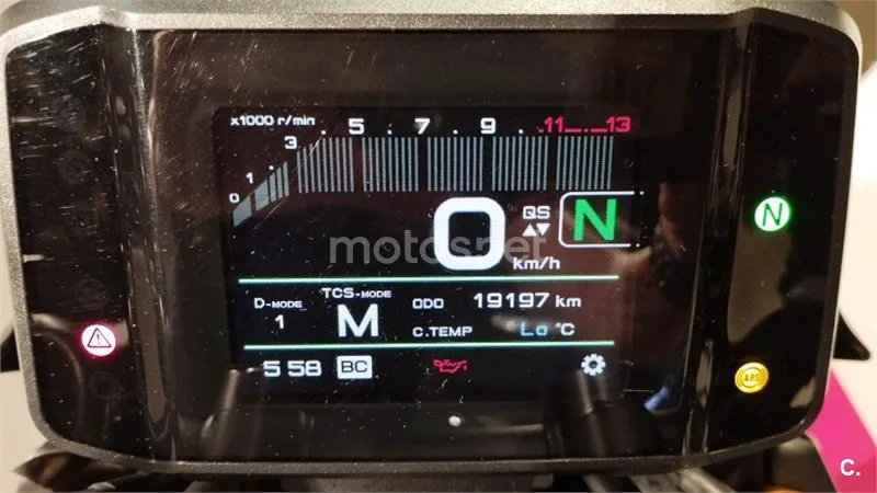 Yamaha MT-09 – Vista 11