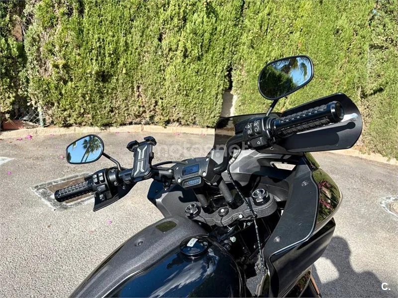 Harley-Davidson Low Rider ST – Vista 7