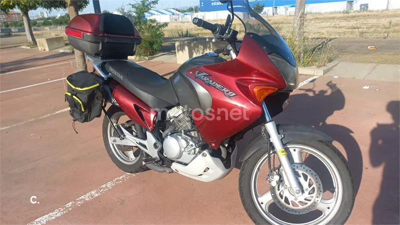 Honda XL 125 V Varadero – Vista 2