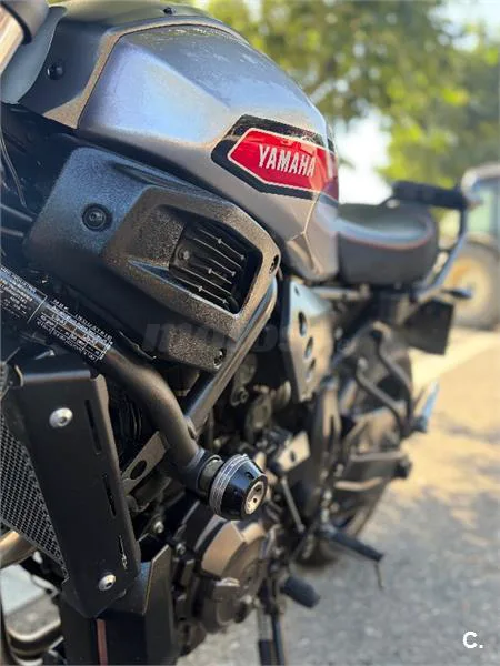 Yamaha XSR 700 – Vista 2