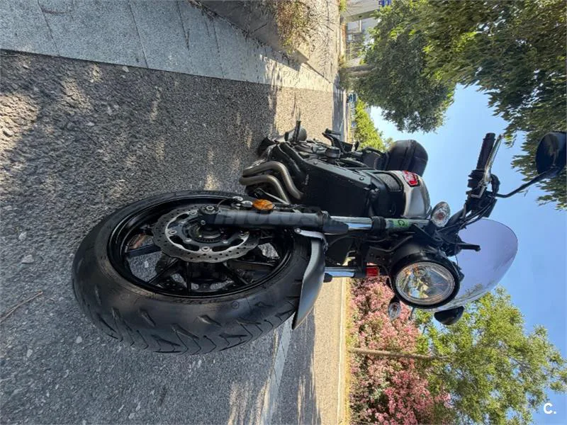 Yamaha XSR 700 – Vista 5
